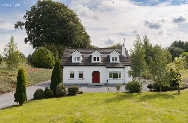Rathconnell, Mullingar, Co. Westmeath - Click to view photos