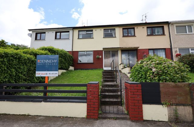 13 Mountrivers Estate, Carrigaline, Carrigaline, Co. Cork - Click to view photos