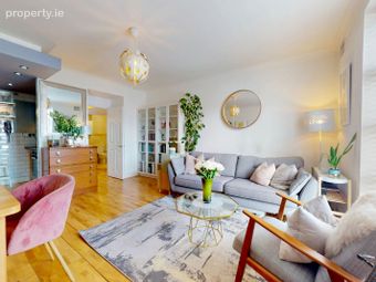 Apartment 21 Pier 19, Dublin 8 - Image 2