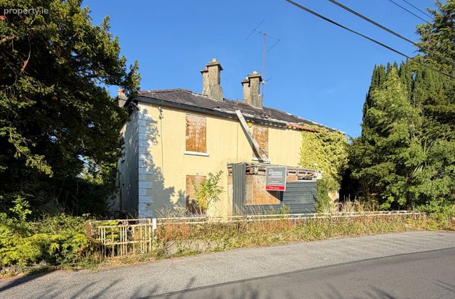 Poolboy, Ballinasloe, Ballinasloe, Co. Galway - Click to view photos