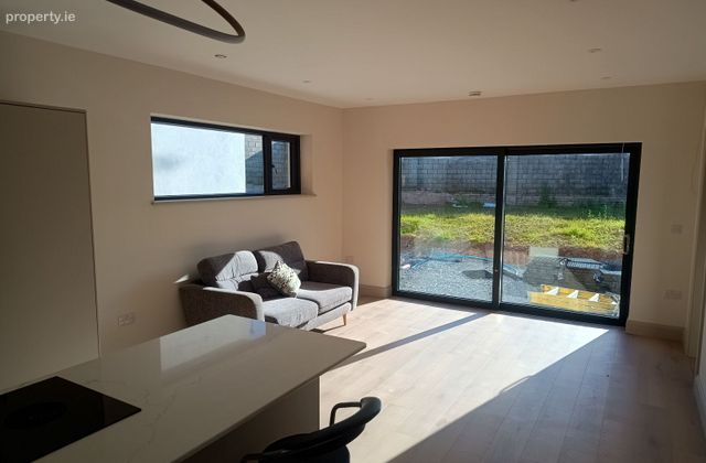 Castletreasure,douglas,cork, Donnybrook, Co. Cork - Click to view photos