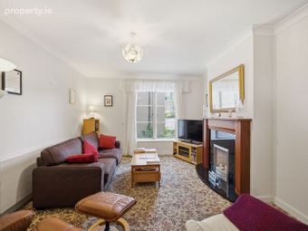 Apartment 15, The Anchorage, The Crescent, Robswall, Malahide, Co. Dublin - Image 4