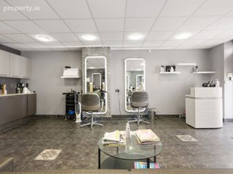 40 Loftus Square, Rathfarnham Gate, Dublin 14 - Image 2