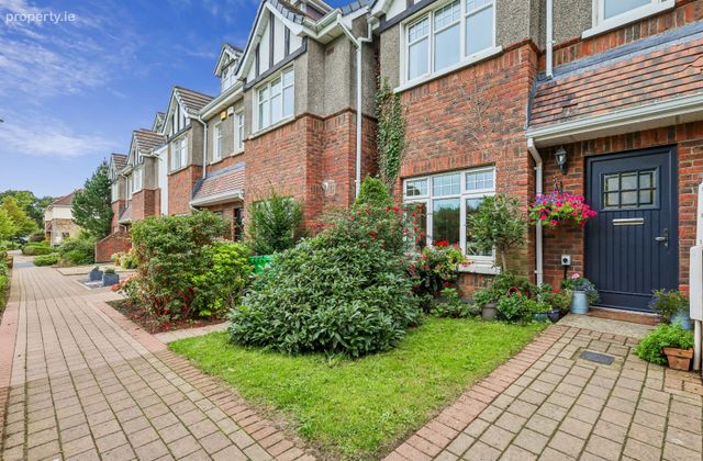 1 Stocking Wood Green, Stocking Avenue, Dublin 16 - Click to view photos