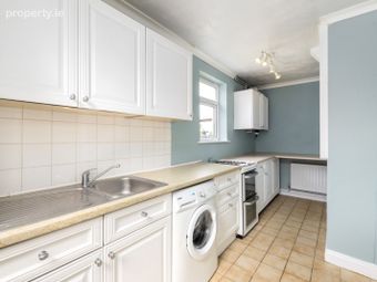 2 Mountain View Park, Dublin 14, Churchtown, Dublin 14 - Image 4