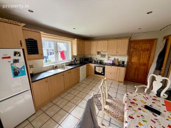 1 Lisacul Manor, Lisacul, Castlerea, Co. Roscommon - Image 3