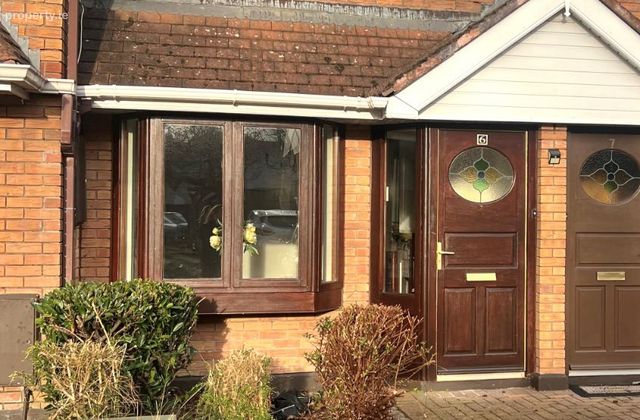 6 Pine Grove, Dublin 16, Templeogue, Dublin 16 - Click to view photos