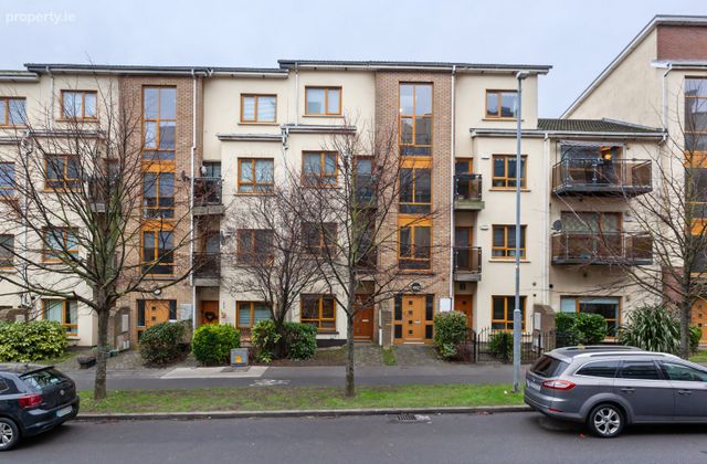 40 Hampton Wood Drive, Finglas, Dublin 11, Finglas, Dublin 11 - Click to view photos
