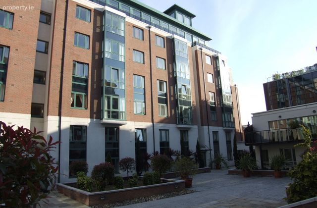 Adelaide Square, Whitefriar Street, Dublin 2, Dublin 2 - Click to view photos