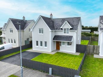 3 Mc Art Meadows, Leitrim, Newtownforbes, Co. Longford