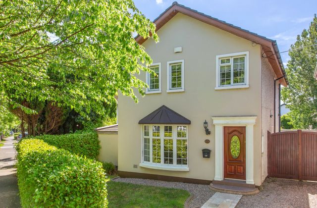 32 The Avenue, Castletown, Celbridge, Co.kildare, Celbridge, Co. Kildare - Click to view photos