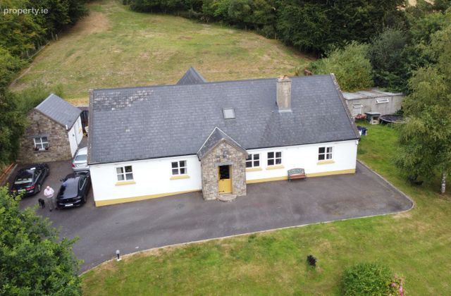 Cloonusker, Scarriff, Cloonusker, Co. Clare - Click to view photos