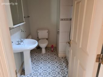 7 Rockwood, Old Road, Cashel, Co. Tipperary, Cashel, Co. Tipperary - Image 3