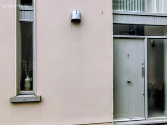 2 Eaglewood Mews, Rochestown Avenue, Dun Laoghaire, Co. Dublin