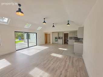 Daffodil House, Ahidelake, Middle Ring, Clonakilty, Co. Cork - Image 5