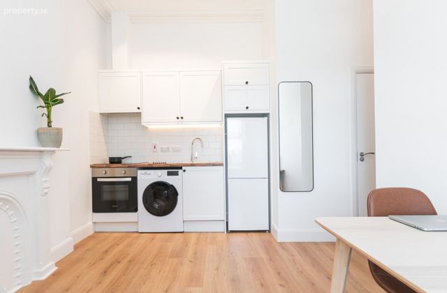 Apartment 8, 11 Crosthwaite Park West, Glenageary, Co. Dublin - Click to view photos