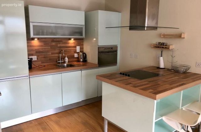 The Edges 1, Beacon South Quarter, Sandyford, Dublin 18 - Click to view photos