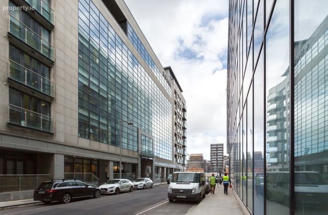 South Docklands, 77, Sir John Rogerson's Quay, Grand Canal Dock, Co. Dublin, Grand Canal Dock, Dublin 2 - Click to view photos