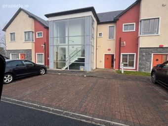 Apartment 8, Spencer Manor, Castlebar, Co. Mayo - Image 2