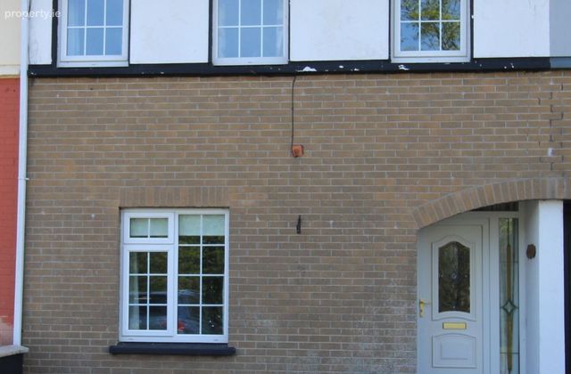 Cartron House, 44 Templemichael Terrace, Longford Town, Co. Longford - Click to view photos