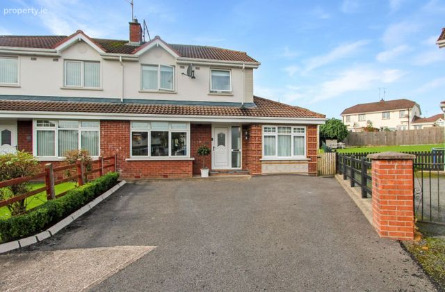 38 Rosevale, Castleblayney, Co. Monaghan - Click to view photos
