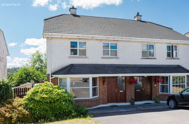 12 The Glenties, Millstreet Road, Macroom, Co. Cork - Click to view photos