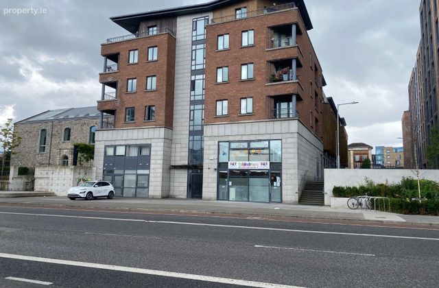 Apartment 17, Newmarket Hall, The Coombe, Dublin 8 - Click to view photos