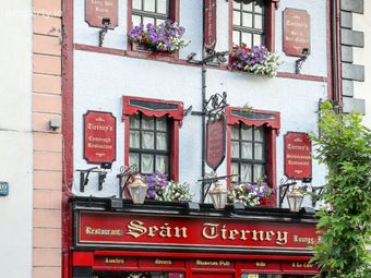 Sean Tierney's Bar &amp; Restaurant, 13 O'connell St, Clonmel, Tipperary, Clonmel, Co. Tipperary - Image 2