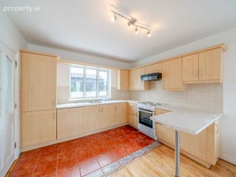17 Garryduff Drive, Pound Road, Castlebar, Co. Mayo - Image 4