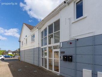 Honeysuckle House Dublin Road, Shankill, Rathmichael, Co. Dublin - Image 2