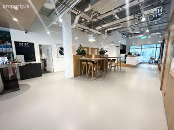 77 Sir John Rogersons Quay, Grand Canal Dock, Dublin 2 - Image 2