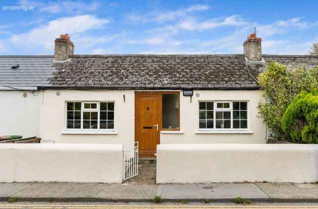 16 Grange Terrace, Deansgrange Road, Blackrock, Co. Dublin - Click to view photos
