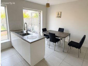 8 Parkside Way, Dublin 13, Clongriffin, Dublin 13 - Image 2
