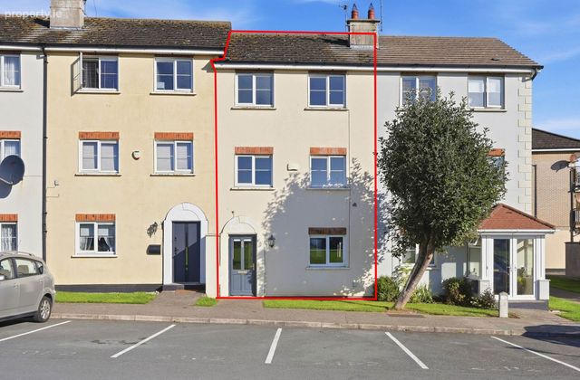 65 Barons Hall Grove, Balbriggan, Co. Dublin, Balbriggan, Co. Dublin - Click to view photos