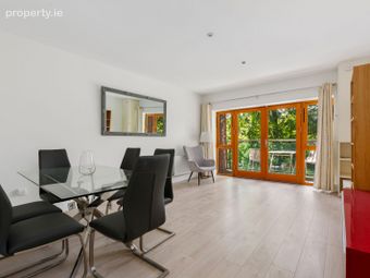 Apartment 5, The Moorings, Portobello, Dublin 8 - Image 2