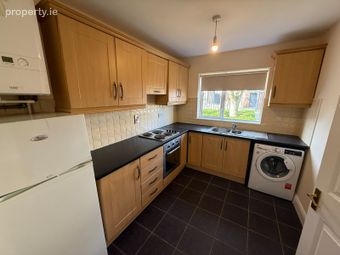 7 Castle Court, Clancy's Strand, Thomondgate, Co. Limerick - Image 3