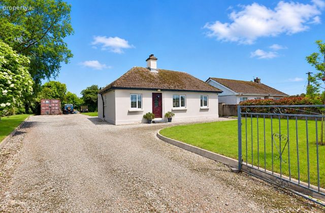 Dardistown, Bracklyn, Mullingar, Co. Westmeath - Click to view photos