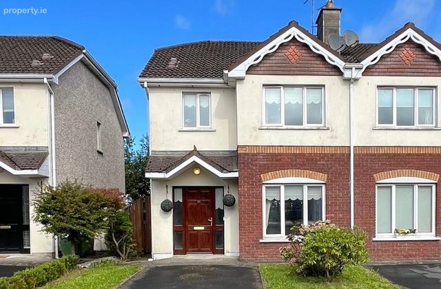 81 Dromroe Avenue, Woodhaven, Monaleen, Co. Limerick - Click to view photos