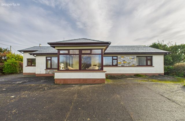 Clonmore, Mooncoin, Co. Kilkenny Via, Waterford, Mooncoin, Co. Kilkenny - Click to view photos