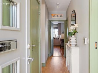 4 Belarmine Court, Belarmine, Stepaside, Dublin 18 - Image 2