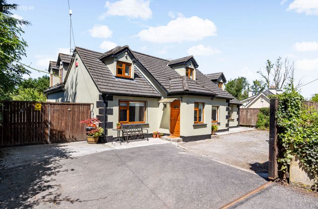 Kilcloncorkry, Rathangan, Bracknagh, Co. Offaly - Click to view photos