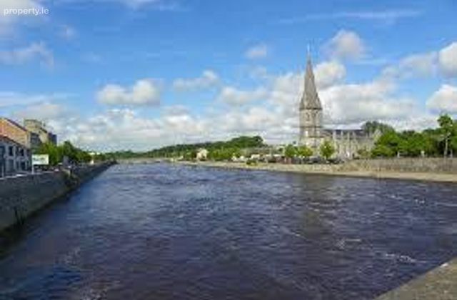 Ballina, Ballina, Co. Mayo - Click to view photos