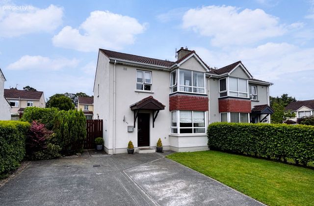 42 Whitethorn Grove, Letterkenny, Letterkenny, Co. Donegal - Click to view photos