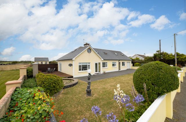 Templetown, Fethard-On-Sea, Co. Wexford - Click to view photos