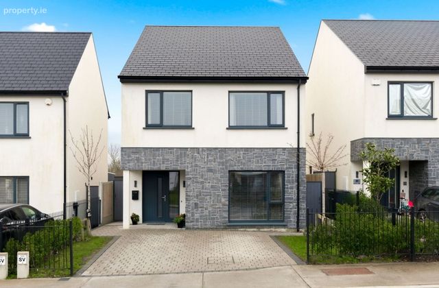19 River View, Rolestown East, Rolestown, Co. Dublin - Click to view photos