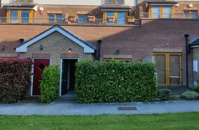 Summerseat Avenue, Clonee, Co. Dublin, Clonee, Co. Meath - Click to view photos
