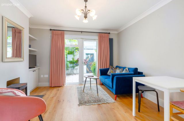 11 Richmond Green, Monkstown, Co. Dublin - Click to view photos