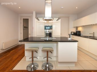 124 The Elysian, Port Lane, Cork, Blackrock, Co. Cork - Image 4