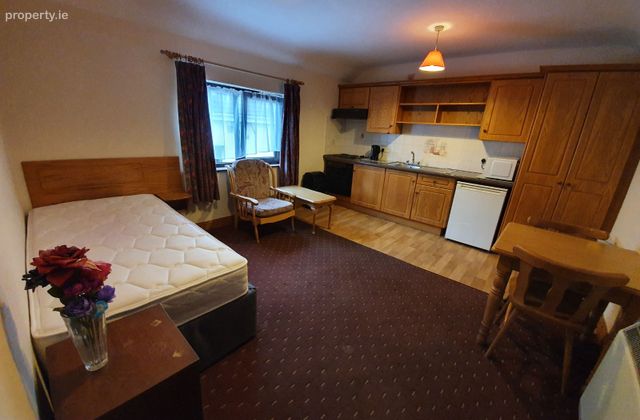 Apartment 7, 28/29 Castle Street Upper, Tralee, Co. Kerry - Click to view photos