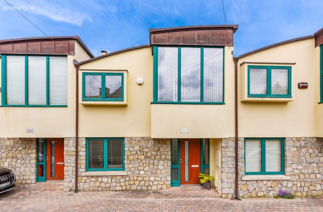 3 Brehon Court, Harold's Grange Road, Rathfarnham, Dublin 16, Rathfarnham, Dublin 16 - Click to view photos